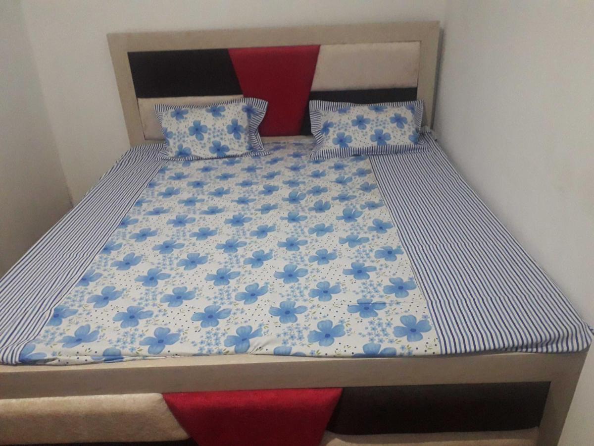 Oyo Golden Inn Hotel Meerut Luaran gambar