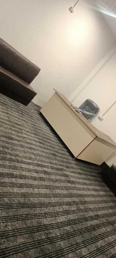 Oyo Golden Inn Hotel Meerut Luaran gambar